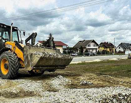 Pierwszy gwizdek na budowie boiska w Manasterzu